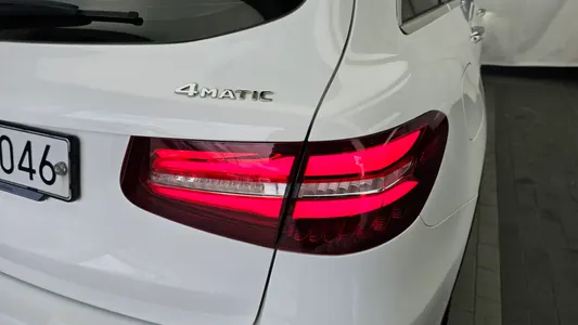 Mercedes-Benz GLC-Class X253 GLC300 4MATIC AMG Line 2019 23