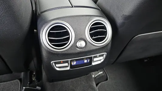 Mercedes-Benz GLC-Class X253 GLC300 4MATIC AMG Line 2019 32