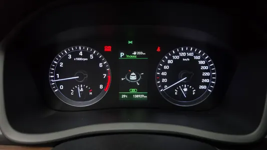 Hyundai 쏘나타 라이즈 2.0 2017 8