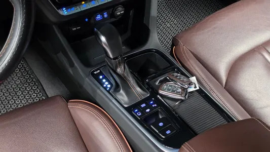 Hyundai 쏘나타 라이즈 2.0 2017 9