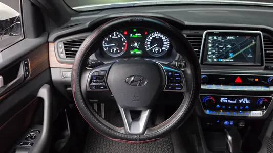 Hyundai 쏘나타 라이즈 2.0 2017 12