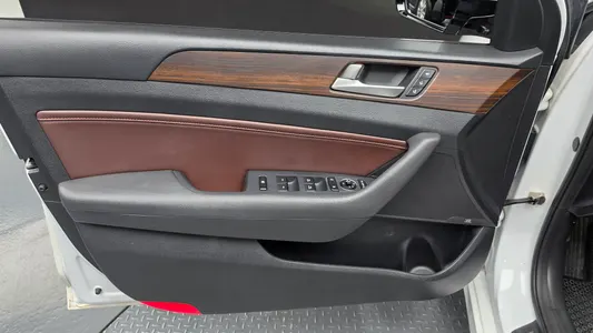 Hyundai 쏘나타 라이즈 2.0 2017 25