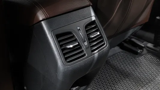 Hyundai 쏘나타 라이즈 2.0 2017 28