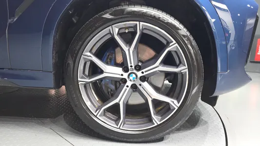 BMW X6 (G06) xDrive40i M 2023 21