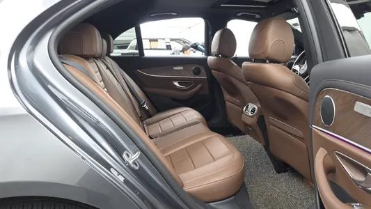 Mercedes-Benz E-Class W213 E250 2020 12
