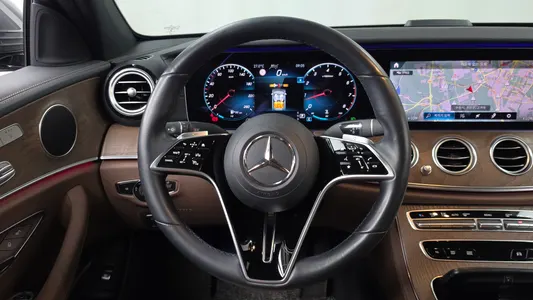 Mercedes-Benz E-Class W213 E250 2020 13