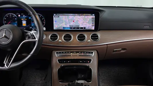 Mercedes-Benz E-Class W213 E250 2020 14