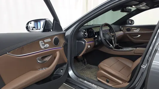 Mercedes-Benz E-Class W213 E250 2020 10