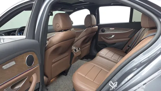 Mercedes-Benz E-Class W213 E250 2020 26