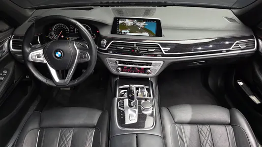 BMW 7 Series (G11) 730Ld xDrive M 2017 6