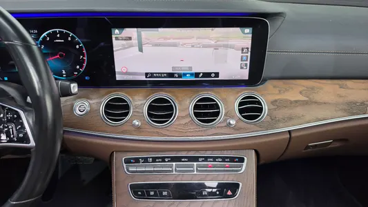 Mercedes-Benz E-Class W213 E250 2020 12