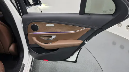 Mercedes-Benz E-Class W213 E250 2020 25