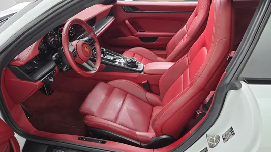 Porsche 911 (992) 4 GTS 2023 6