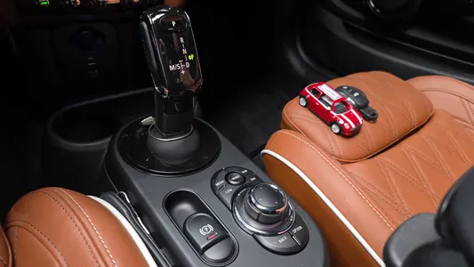 MINI S Convertible 2021 9