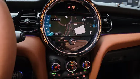 MINI S Convertible 2021 13