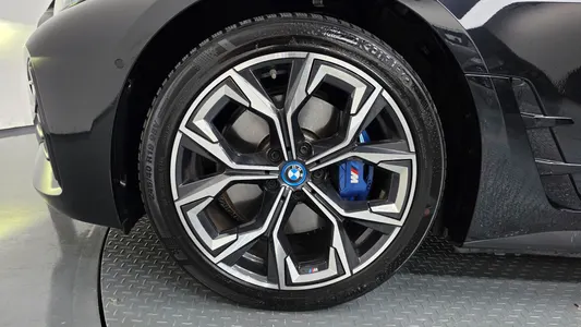 BMW i4 eDrive40 M 2022 5