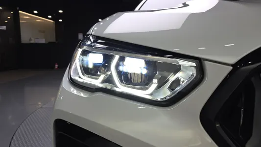 BMW X6 (G06) M50i 2023 22