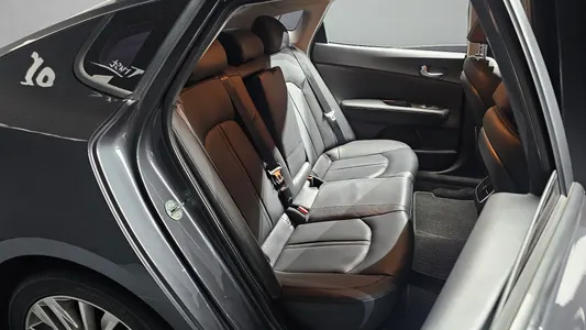 Kia K5 2 2.0 2019 11