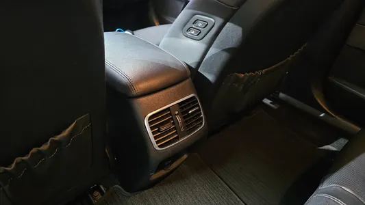 Kia K5 2 2.0 2019 32