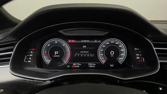 Audi Q8 (4M) 45 TDI 2022 8