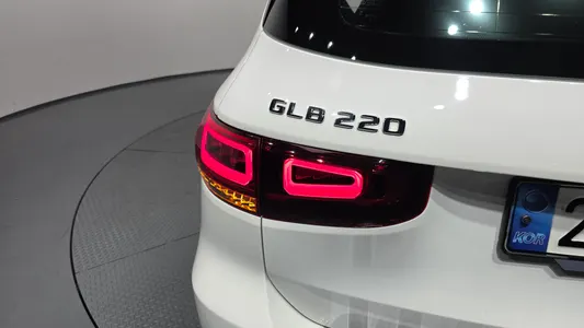 Mercedes-Benz GLB-Class X247 GLB220 2020 23
