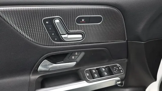 Mercedes-Benz GLB-Class X247 GLB220 2020 27