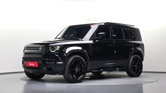 Land Rover (L663) 110 D300 HSE 2023