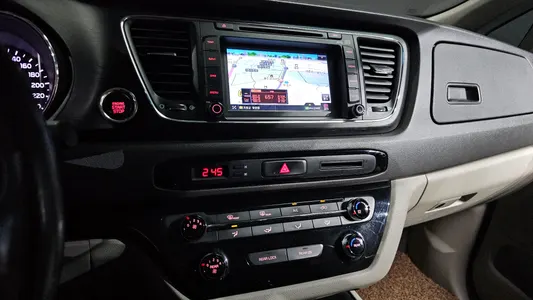 Kia 카니발 9 2015 15