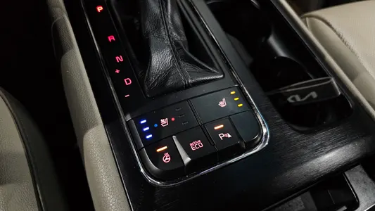 Kia 카니발 9 2015 18