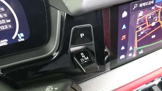 Porsche (PO536) 3.0 E- 2025 9