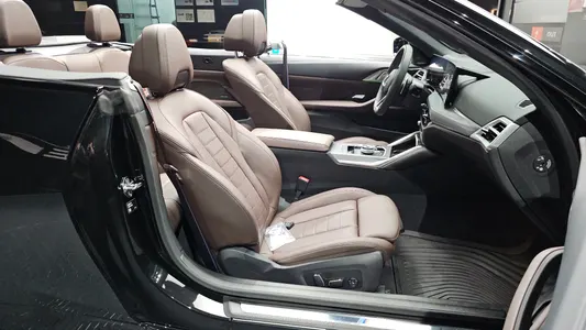 BMW 4 Series (G22) 420i M 2025 11