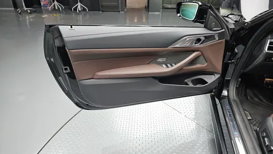 BMW 4 Series (G22) 420i M 2025 25