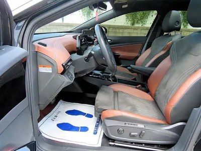 Volkswagen ID.4 2023 5