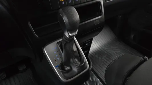 Hyundai Staria 11 2022 9