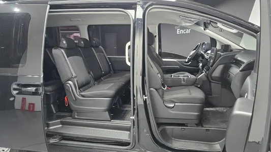 Hyundai Staria 11 2022 26