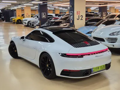 Porsche 911 (992) 4 2020 5
