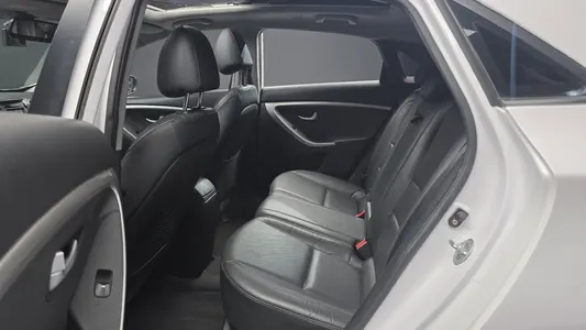 Hyundai i30() 1.6 GDI PYL 2014 26