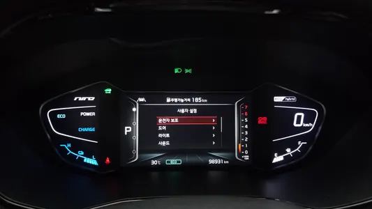 Kia 니로 1.6 HEV 2021 8
