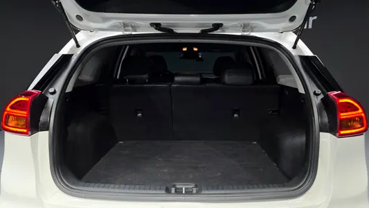 Kia 니로 1.6 HEV 2021 29