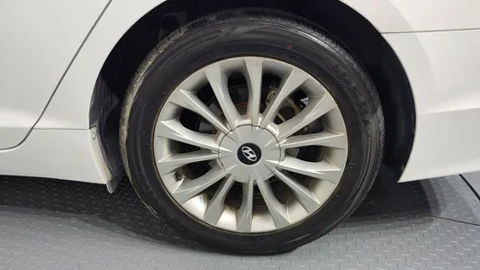 Hyundai LF 1.7 2015 22