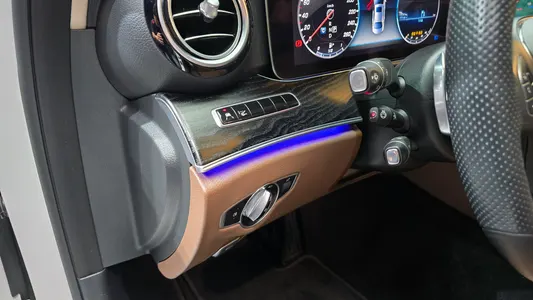 Mercedes-Benz E-Class W213 E300 4MATIC 2017 27