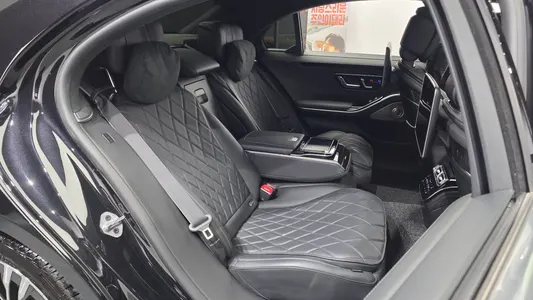 Mercedes-Benz S-Class W223 S580L 4MATIC 2021 12