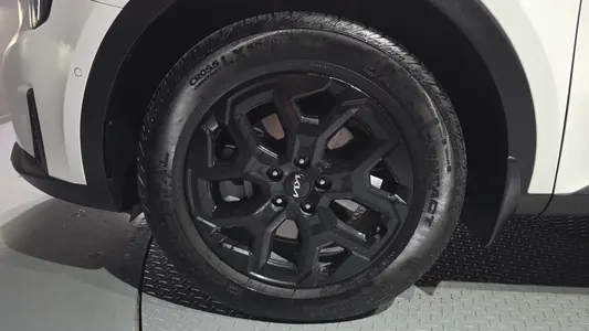 Kia 4 HEV 1.6 2WD 2024 5