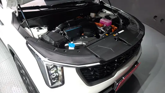 Kia 4 HEV 1.6 2WD 2024 6