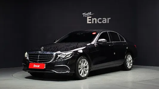 Mercedes-Benz E-Class W213 E300 4MATIC 2018