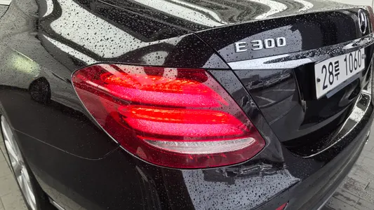 Mercedes-Benz E-Class W213 E300 4MATIC 2018 23