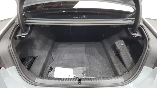 BMW 5 Series (G60) 530i xDrive M 2025 28
