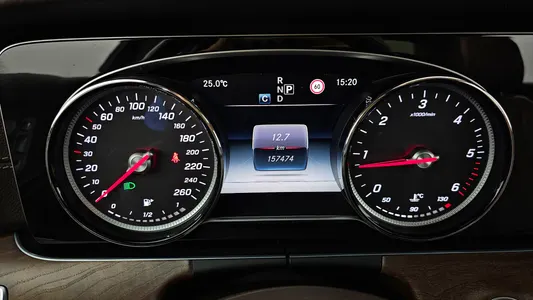 Mercedes-Benz E-Class W213 E220d 2016 7