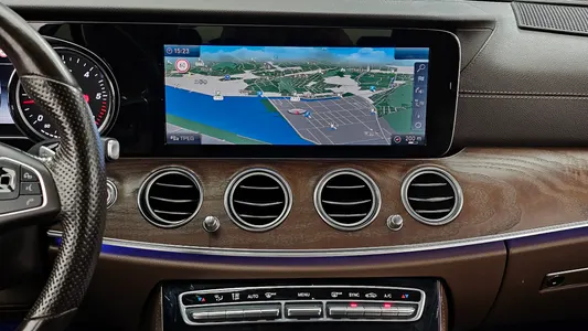 Mercedes-Benz E-Class W213 E220d 2016 13