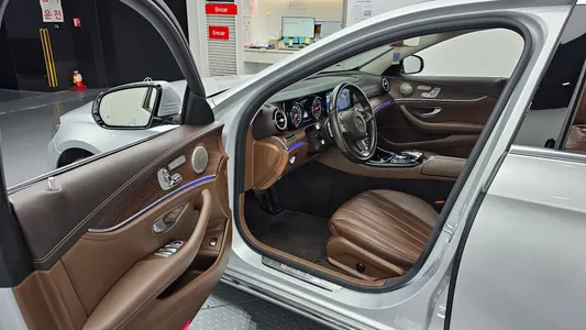 Mercedes-Benz E-Class W213 E220d 2016 9